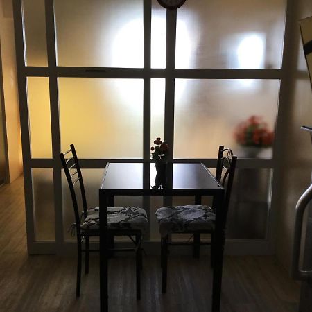 Condominium With Swimming Pool And Viewing Deck タガイタイ エクステリア 写真