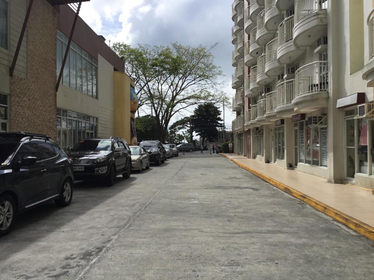 Condominium With Swimming Pool And Viewing Deck タガイタイ エクステリア 写真